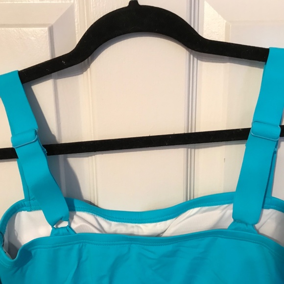 Boston proper Carmen Mark Salvo Swim Sense Square-Neck Tankini Top. M (8/10) - Picture 6 of 10